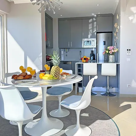 Serenity By The Ocean Penthouse By Becherish *