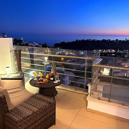 Apartmán Serenity By The Ocean Penthouse By Becherish *