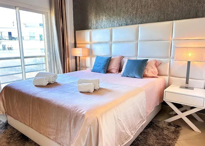 Serenity By The Ocean Penthouse By Becherish *