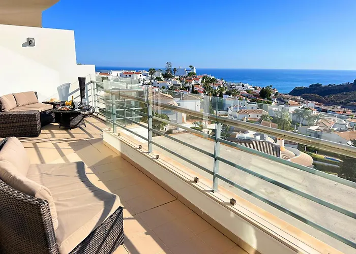 Serenity By The Ocean Penthouse By Becherish Albufeira