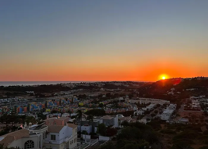 Serenity By The Ocean Penthouse By Becherish Apartmán *